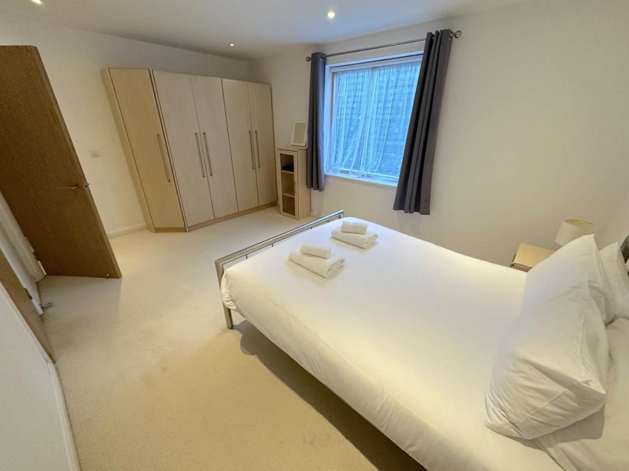 Parc Y Bryn Serviced Apartments Aberystwyth Ngoại thất bức ảnh