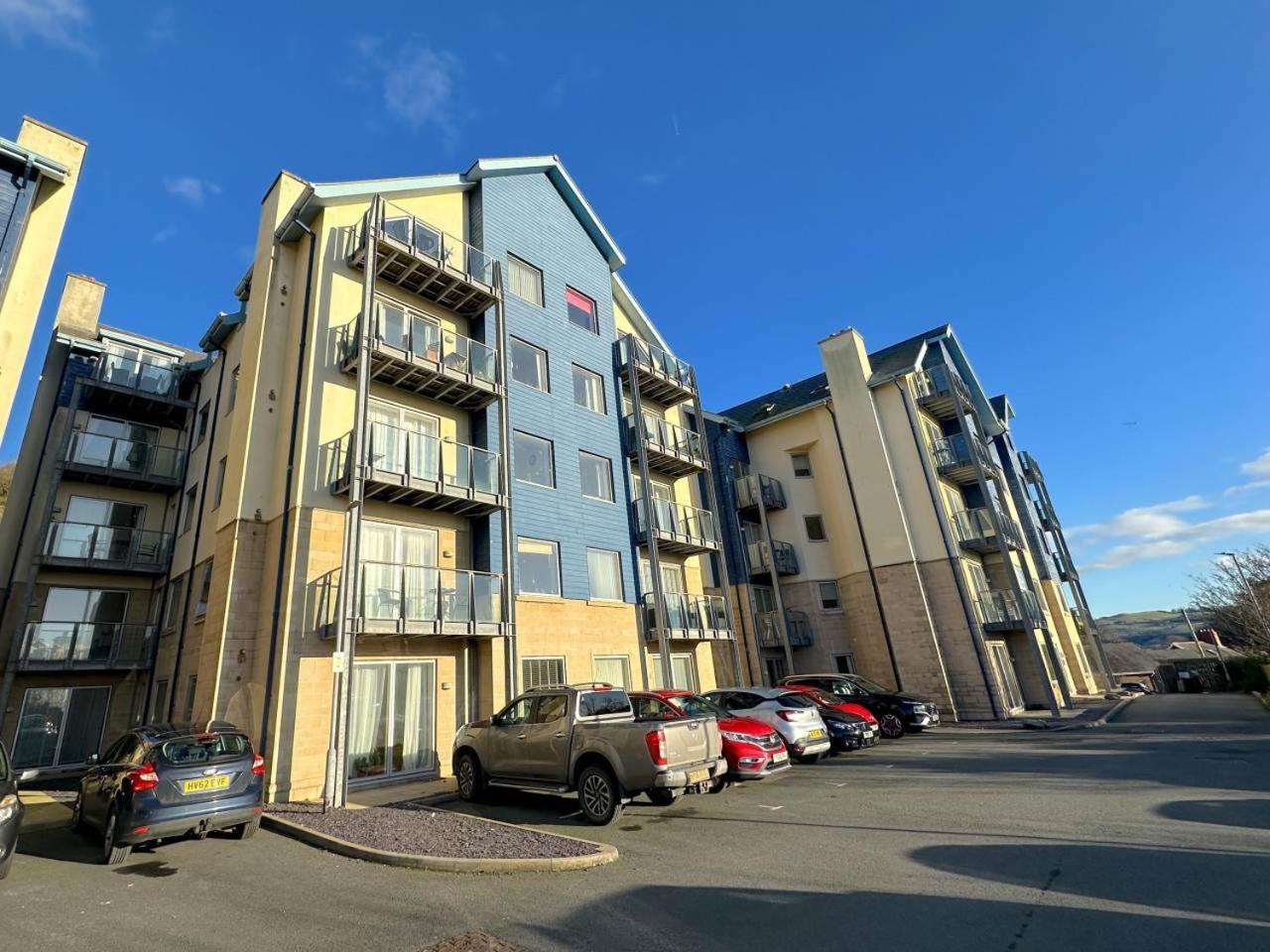 Parc Y Bryn Serviced Apartments Aberystwyth Ngoại thất bức ảnh