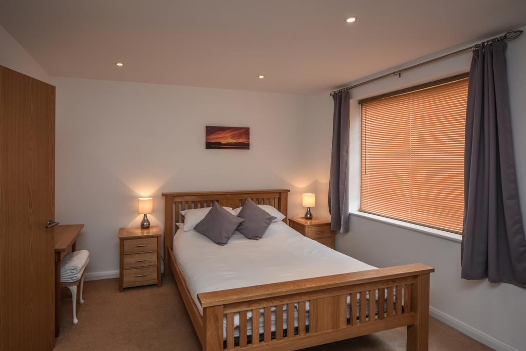 Parc Y Bryn Serviced Apartments Aberystwyth Ngoại thất bức ảnh